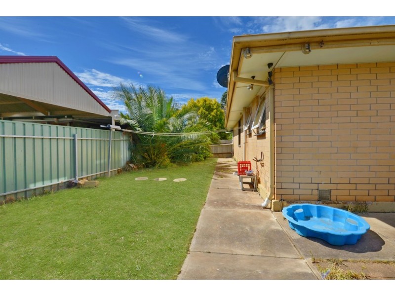 1 Crittenden Road, Smithfield Plains SA 5114