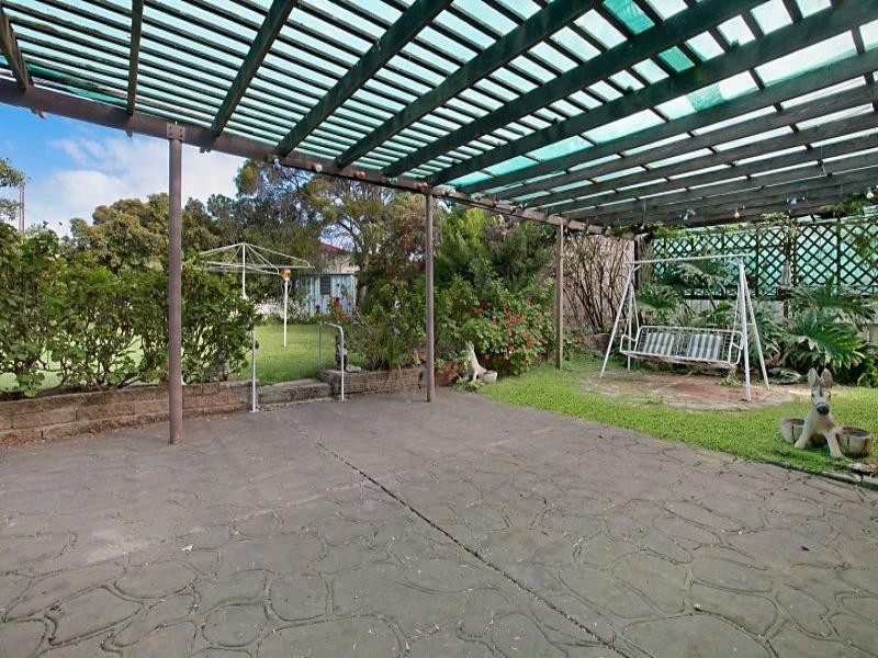 3 Carolan Cresent, Valley View SA 5093