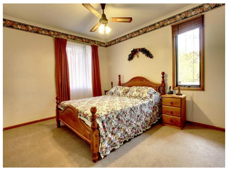 2 Milligan drive, Para Vista SA 5093