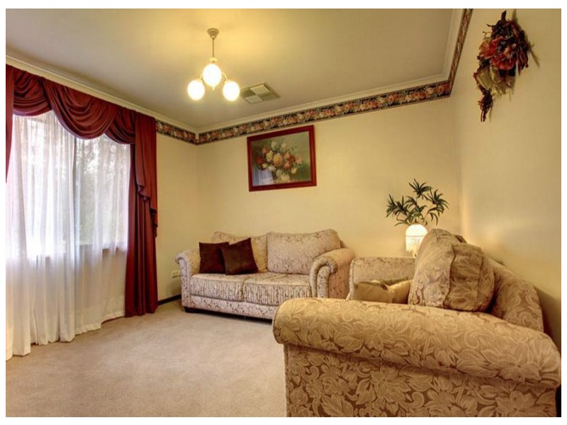 2 Milligan drive, Para Vista SA 5093