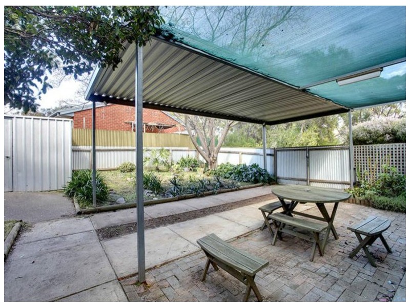 2 Milligan drive, Para Vista SA 5093