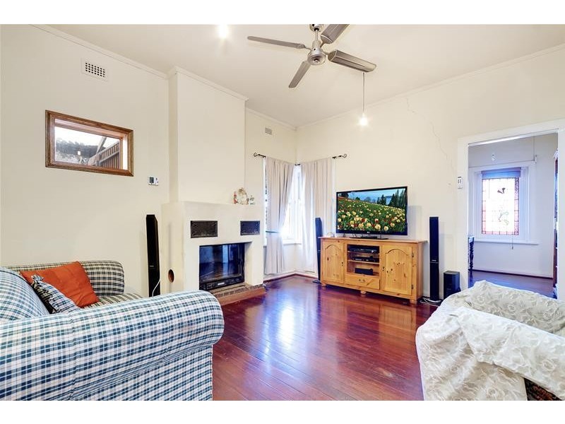 11a Churchill Road,, Ovingham SA 5082