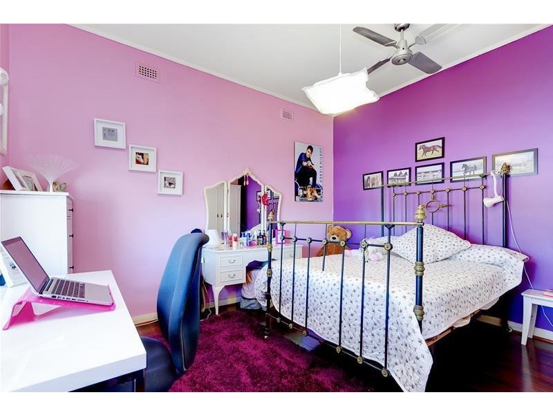 11a Churchill Road,, Ovingham SA 5082