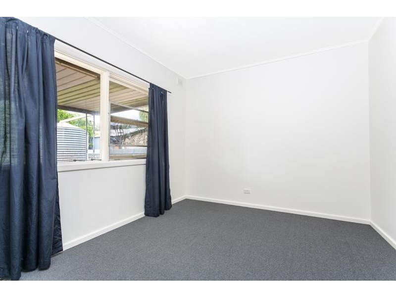 92 crosskeys road, Brahma Lodge SA 5109