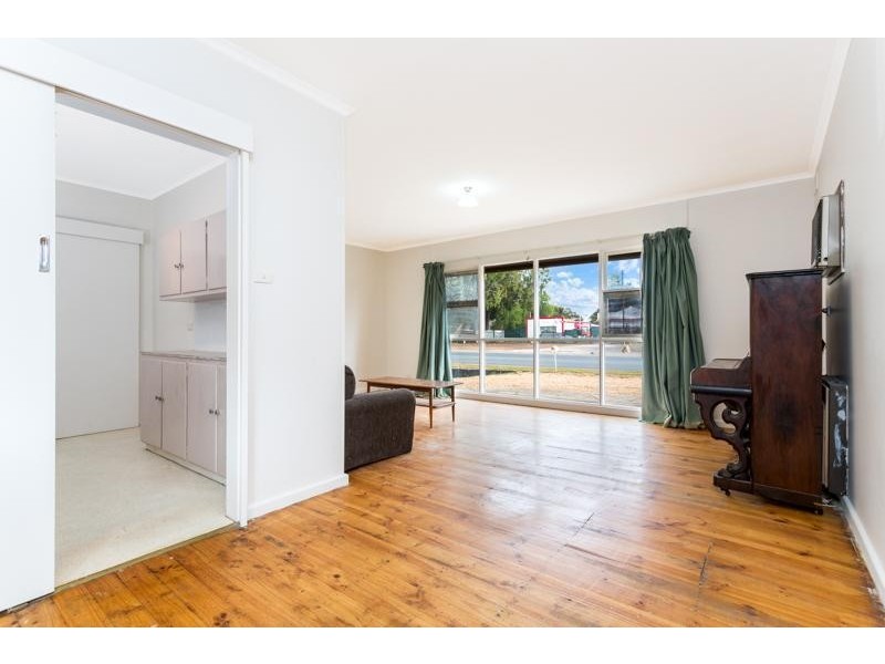 92 crosskeys road, Brahma Lodge SA 5109