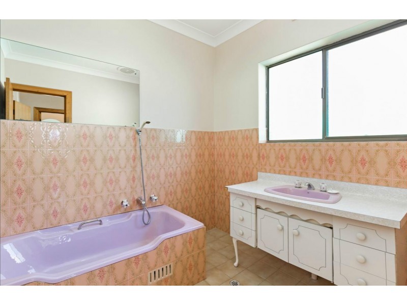 4 CONWAY COURT, Rostrevor SA 5073