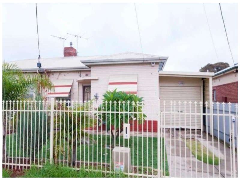 7 TULLOCH AVENUE, Pennington SA 5013