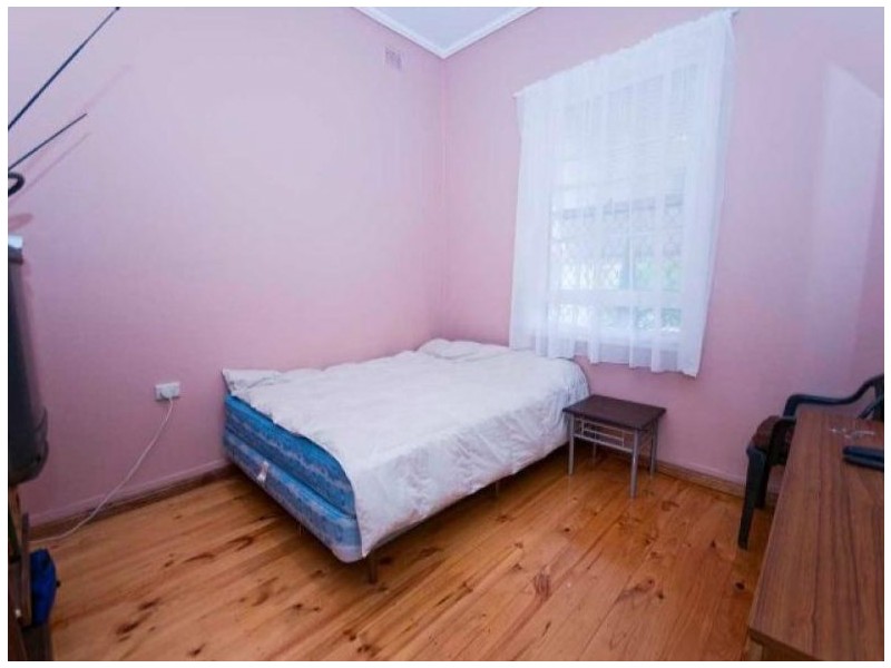 7 TULLOCH AVENUE, Pennington SA 5013