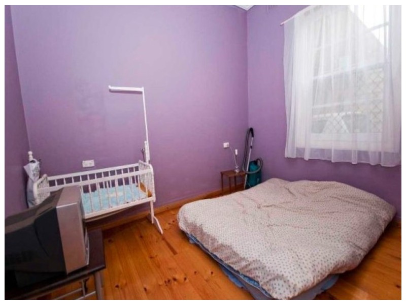 7 TULLOCH AVENUE, Pennington SA 5013