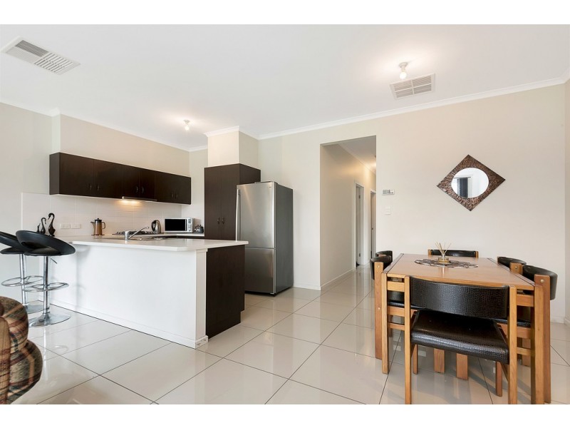 10 HOOD STREET, Hillcrest SA 5086