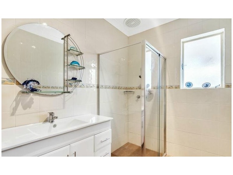 420 BRIDGE ROAD, Para Hills West SA 5096