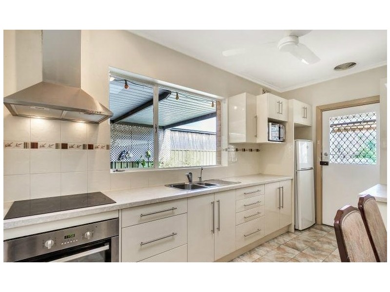 420 BRIDGE ROAD, Para Hills West SA 5096