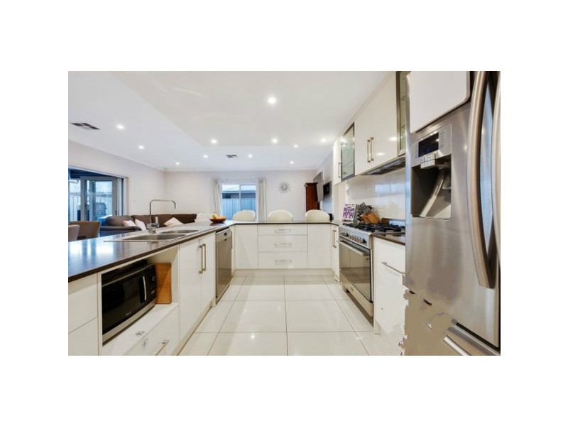 34 Moss street, Parafield Gardens SA 5107