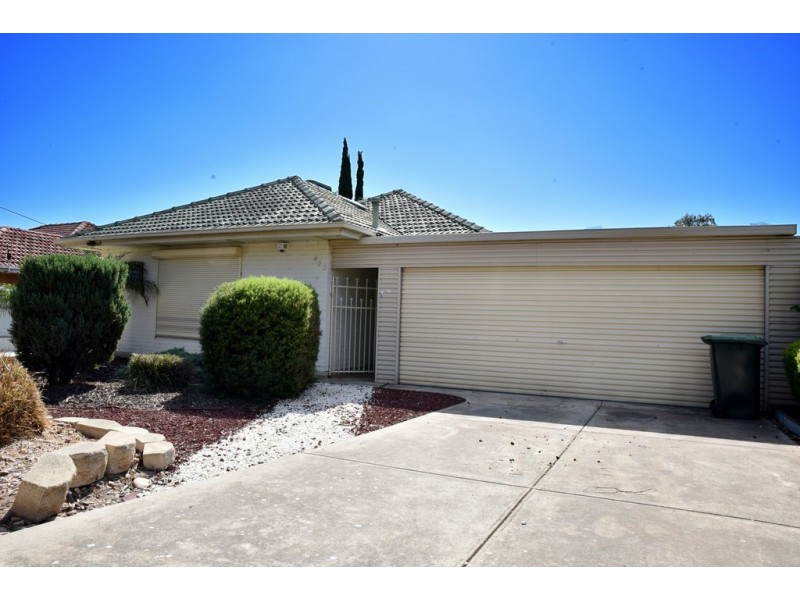 422 Brige Road, Para Hills West SA 5096