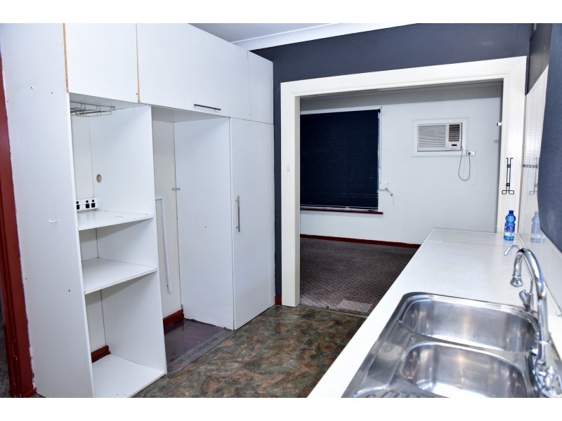 422 Brige Road, Para Hills West SA 5096