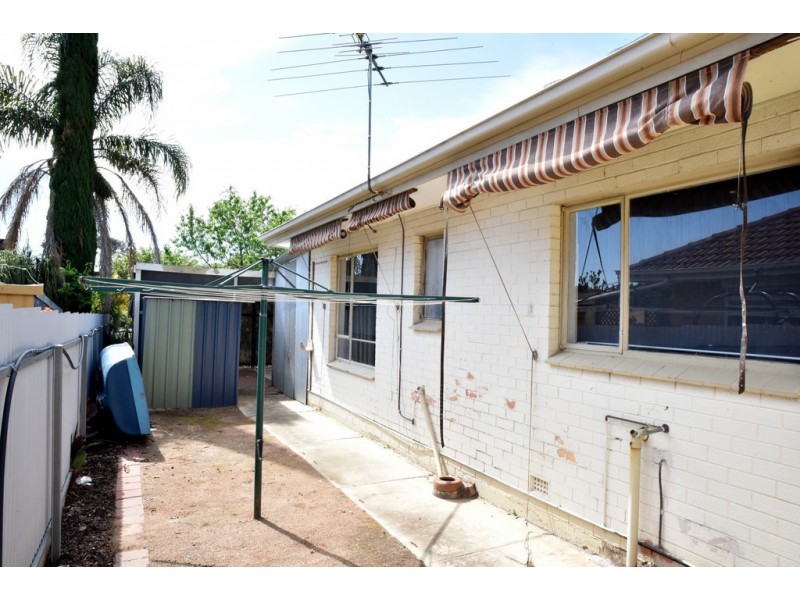 422 Brige Road, Para Hills West SA 5096