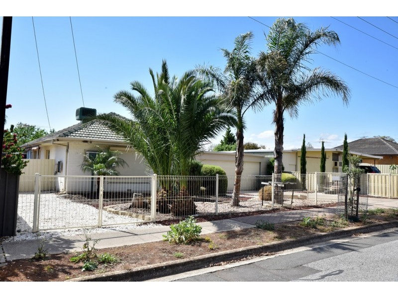 422 Brige Road, Para Hills West SA 5096