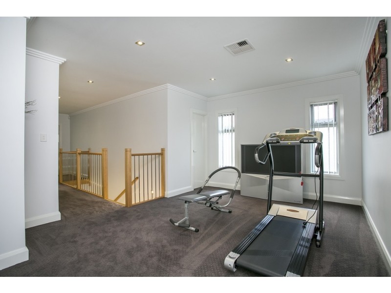 3a Morris Drive, Valley View SA 5093