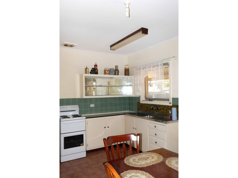 3 Tenya Rd, Ingle Farm SA 5098