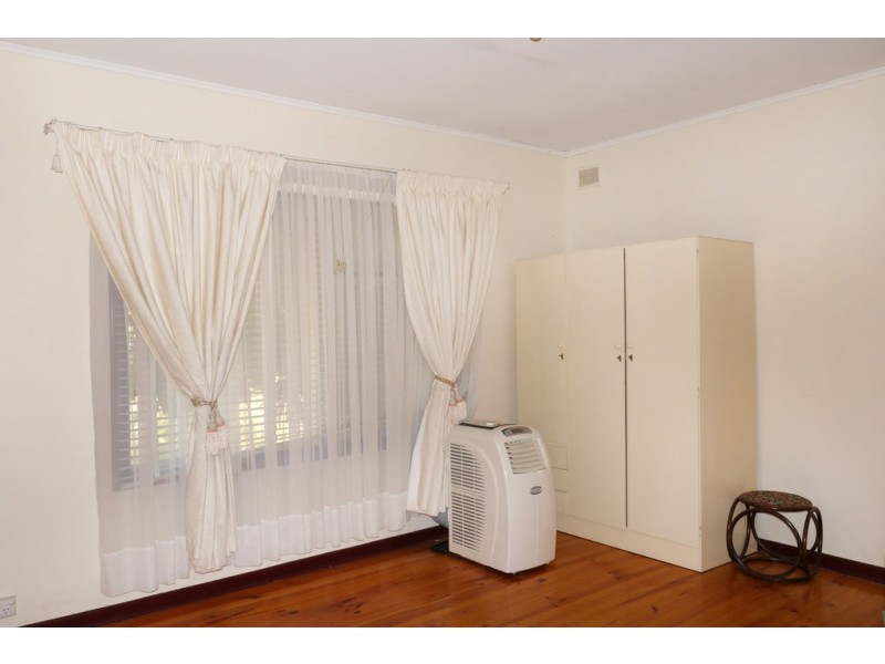 3 Tenya Rd, Ingle Farm SA 5098