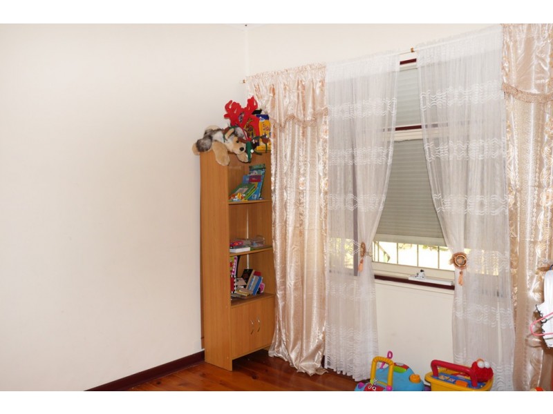 3 Tenya Rd, Ingle Farm SA 5098