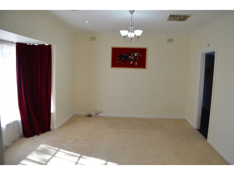 1A Sundale Avenue, Para Hills SA 5096