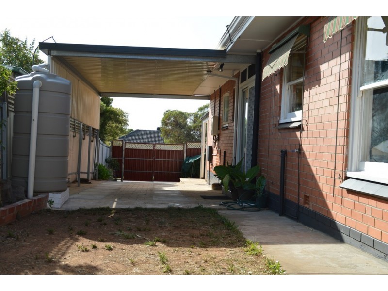 1A Sundale Avenue, Para Hills SA 5096