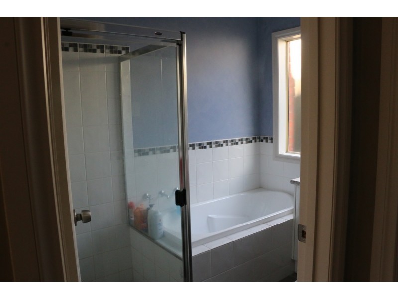 15 Mossman Street, Mawson Lakes SA 5095