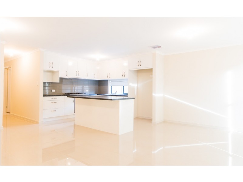 70 and 70A Fleming Crescent, Mansfield Park SA 5012