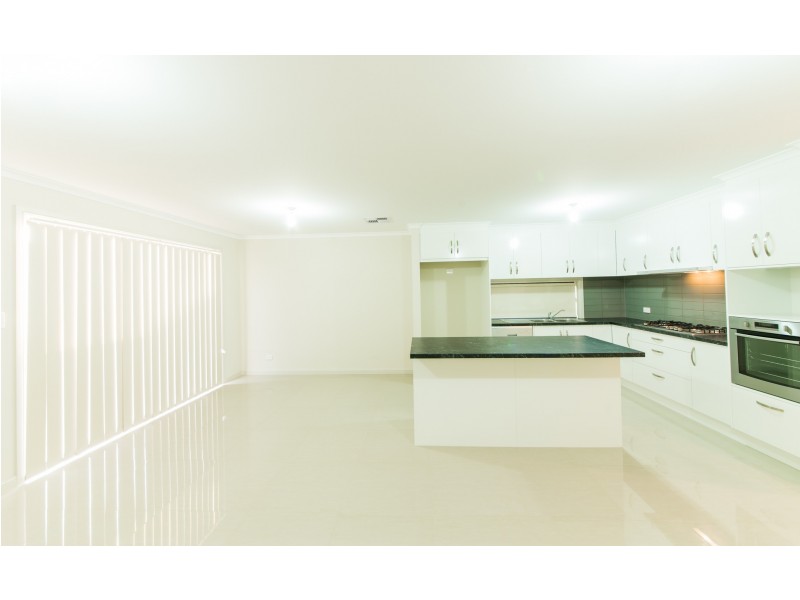 70 and 70A Fleming Crescent, Mansfield Park SA 5012