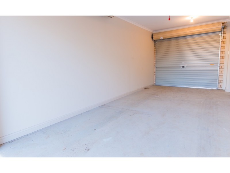 70 and 70A Fleming Crescent, Mansfield Park SA 5012