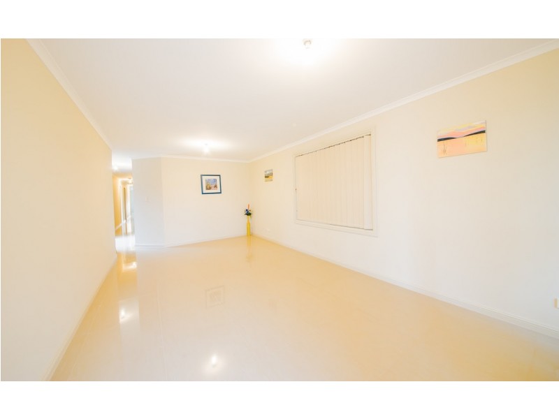 70 and 70A Fleming Crescent, Mansfield Park SA 5012