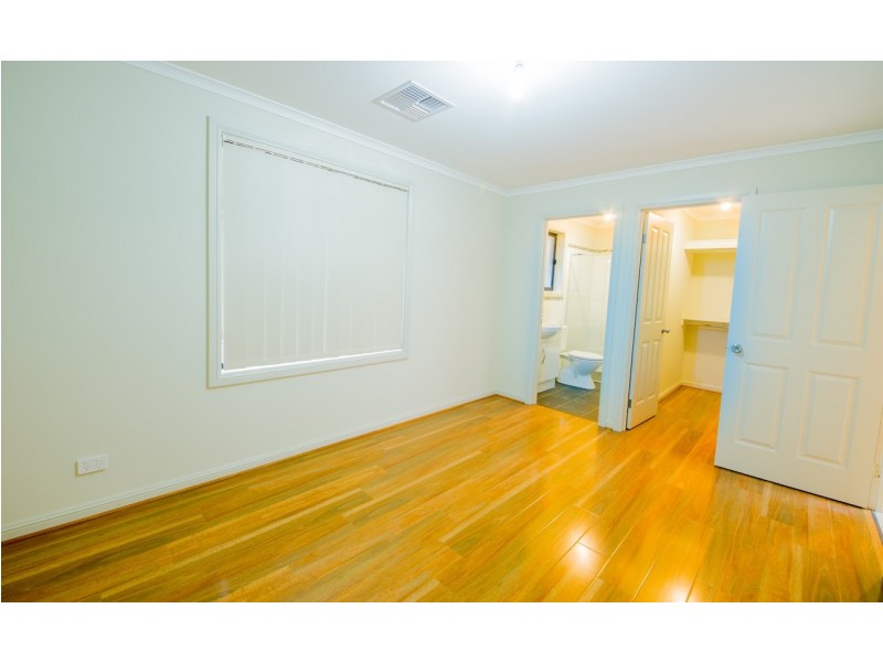 70 and 70A Fleming Crescent, Mansfield Park SA 5012