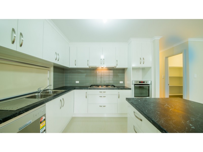70 and 70A Fleming Crescent, Mansfield Park SA 5012