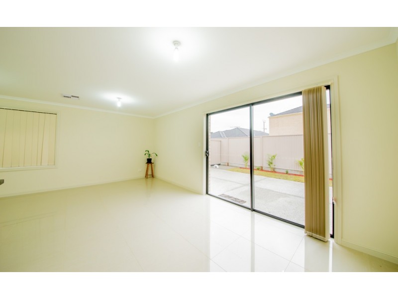 70 and 70A Fleming Crescent, Mansfield Park SA 5012