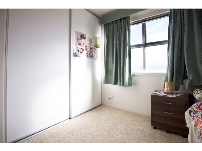 18 Dutton Avenue, Mawson Lakes SA 5095