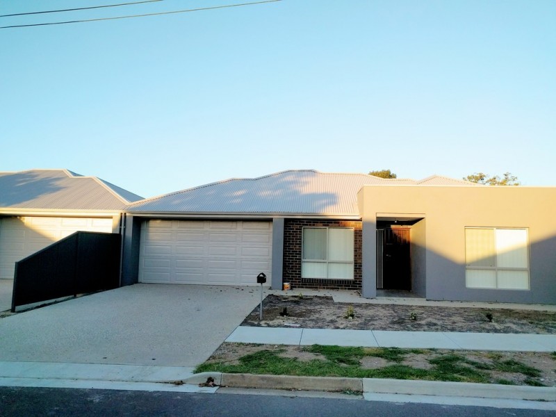 26 Hendon Street, Clovelly Park SA 5042