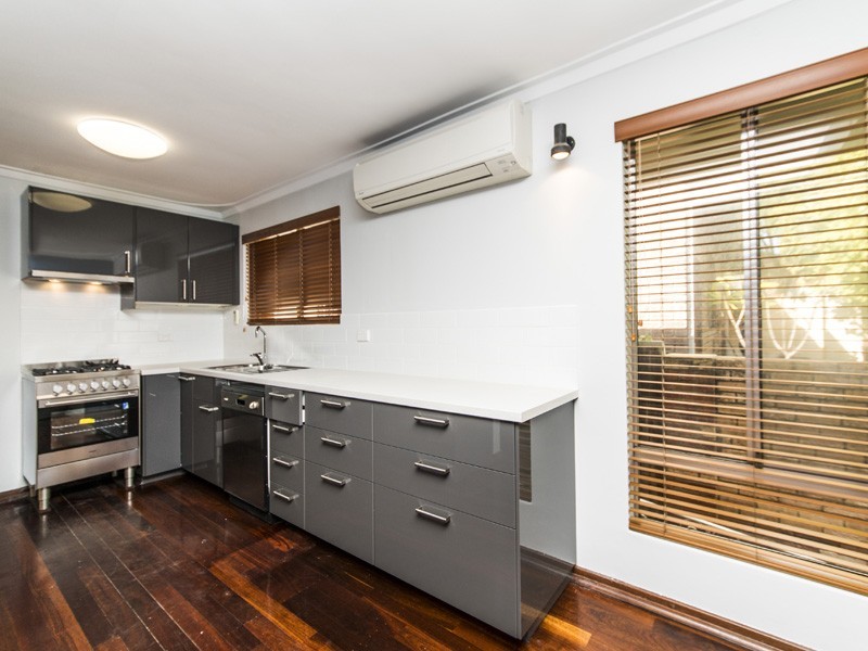 17 Kathleen Street, Cottesloe WA 6011