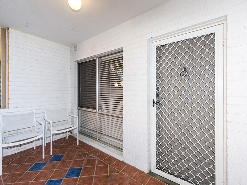 1/136a Broadway, Nedlands WA 6009
