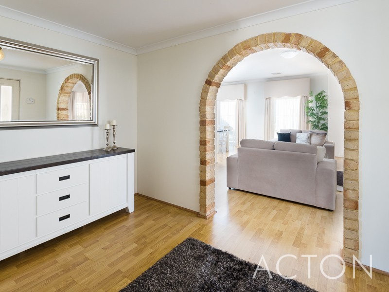 24 Bentley Close, Mount Claremont WA 6010