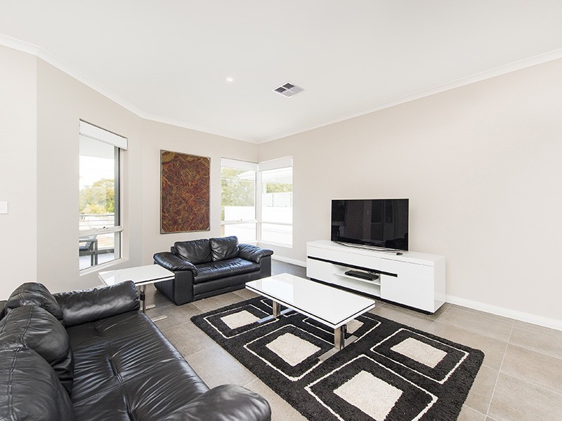 11A Ranelagh Crescent, South Perth WA 6151