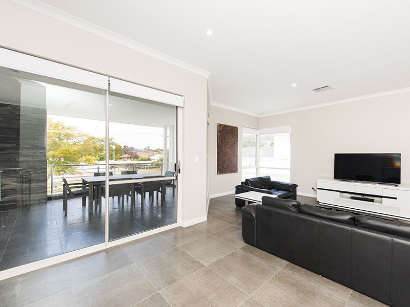 11A Ranelagh Crescent, South Perth WA 6151