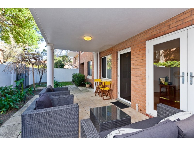 9/12 Wingfield Avenue, Crawley WA 6009