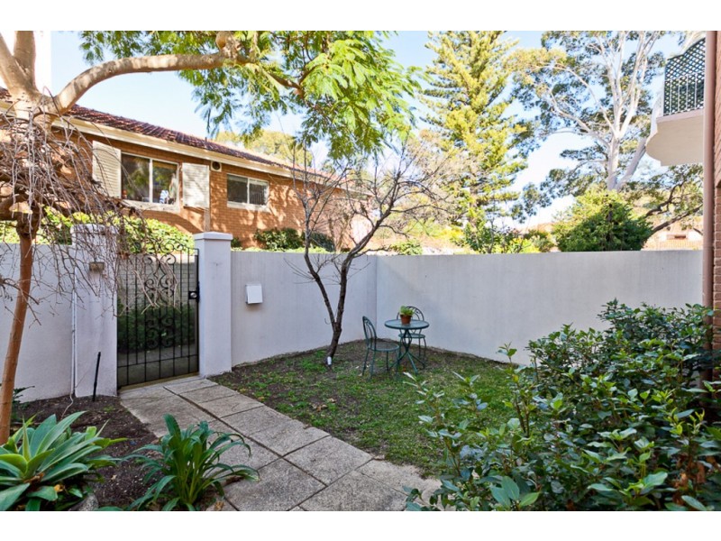9/12 Wingfield Avenue, Crawley WA 6009