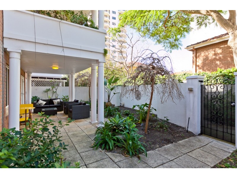 9/12 Wingfield Avenue, Crawley WA 6009