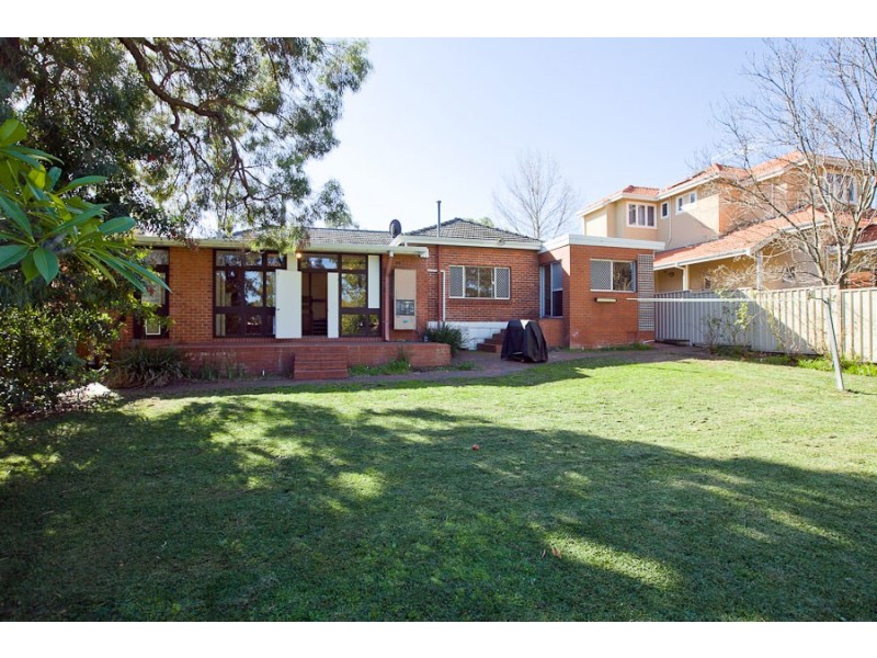 14 Circe Circle, Dalkeith WA 6009