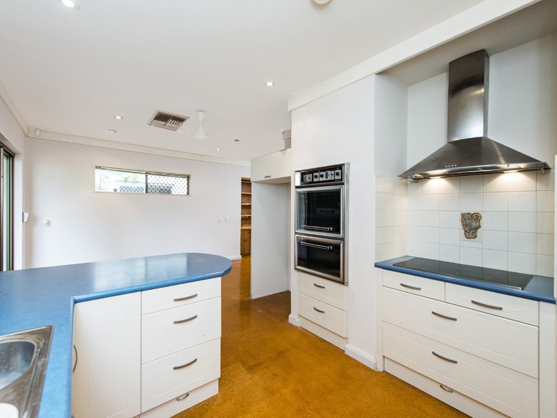 23 Waratah Avenue, Dalkeith WA 6009