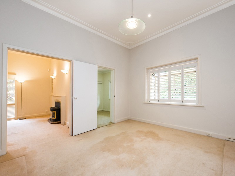 23 Waratah Avenue, Dalkeith WA 6009