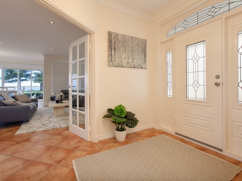 290 Safety Bay Road, Safety Bay WA 6169