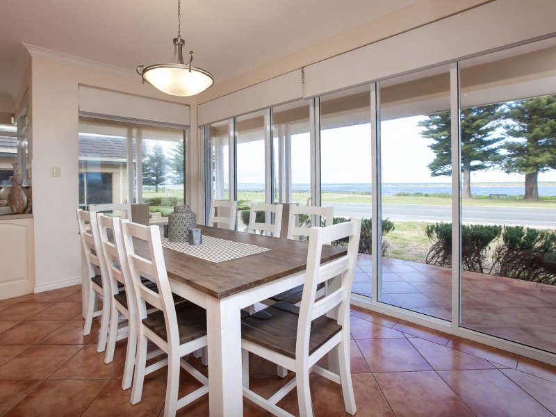 290 Safety Bay Road, Safety Bay WA 6169